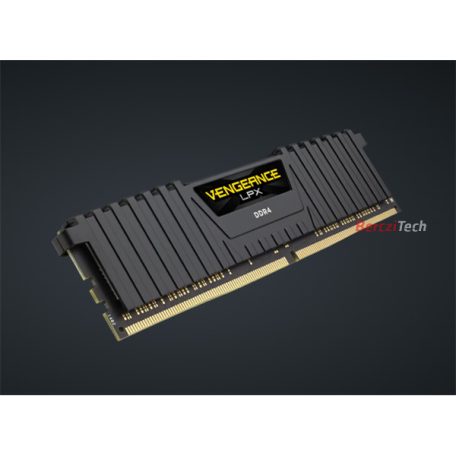 CORSAIR Memória VENGEANCE DDR4 8GB 2400MHz C16 LPX, fekete