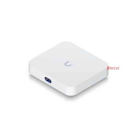 UBiQUiTi Vezetékes Cloud Gateway 4x1Gbps (LAN) + 1x2,5Gbps (WAN), IPS routing, OpenVPN, Asztali - UCG-Ultra